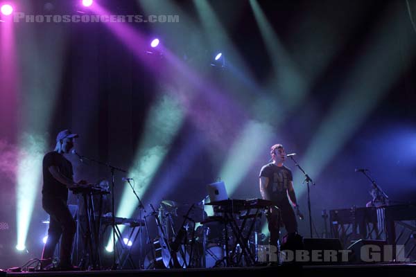 SUFJAN STEVENS - 2015-09-08 - PARIS - Grand Rex - 